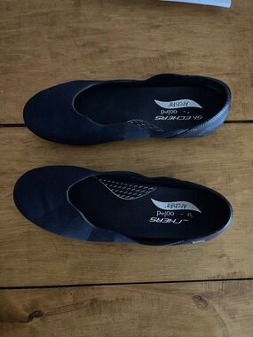 Navy ballet flats